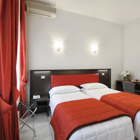 Hotel Al Corso 레냐노 객실 사진