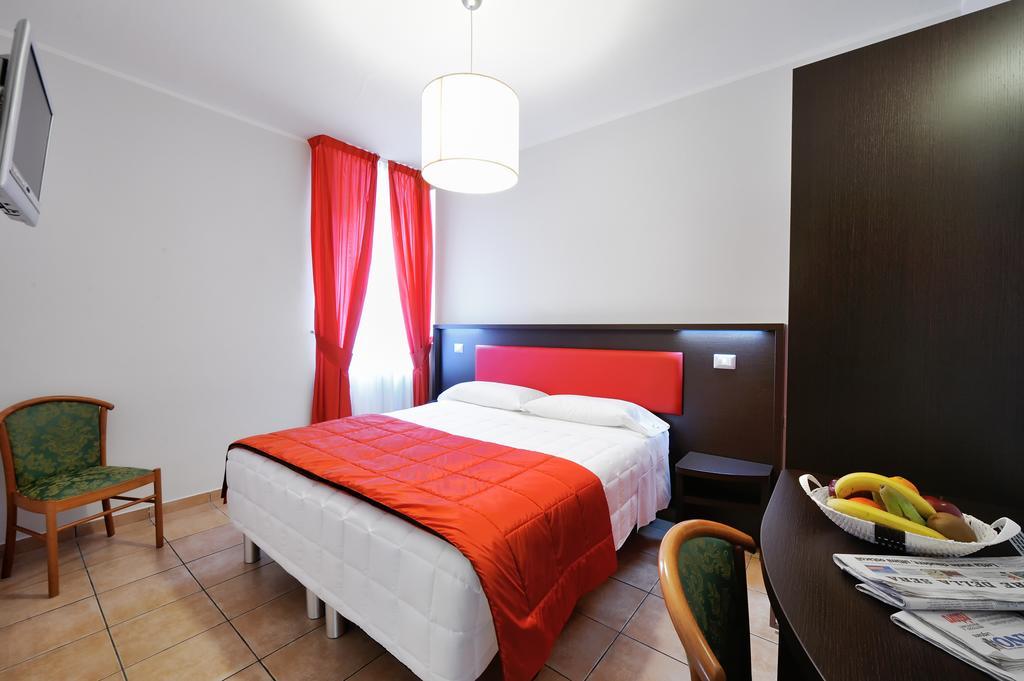 Hotel Al Corso 레냐노 객실 사진