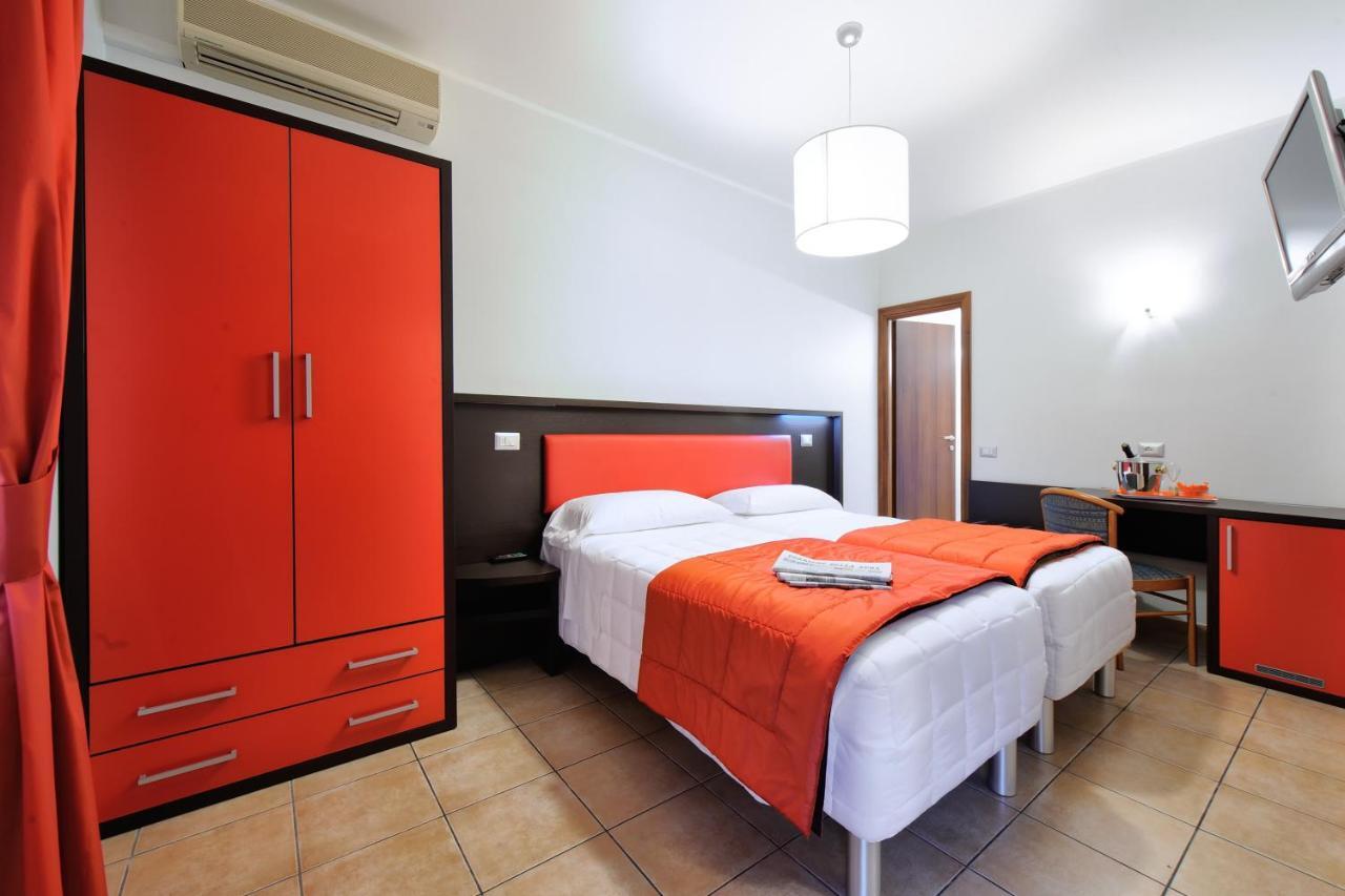 Hotel Al Corso 레냐노 객실 사진